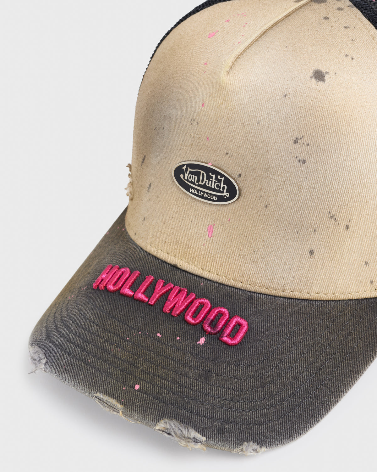 VDH Enamel Pin Trucker - Black - Detail